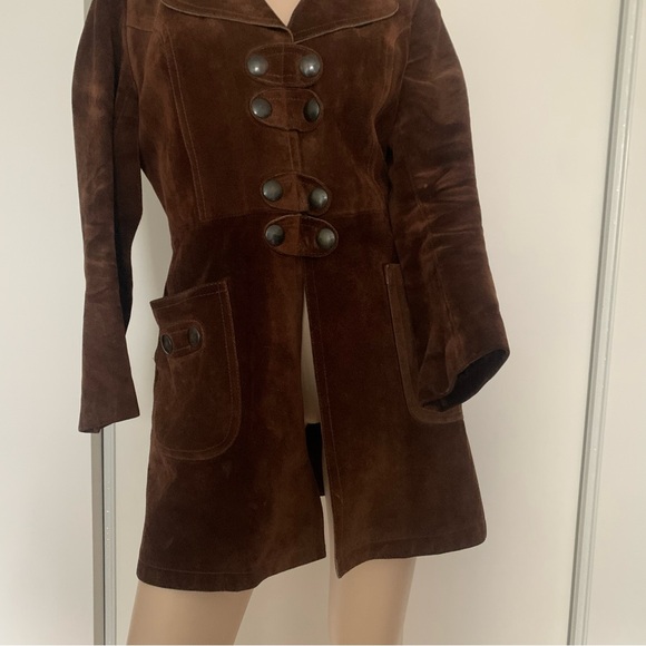 Vintage | Made in Canada | Rich brown suede leather jacket | Faux fur lined - Picture 3 of 15